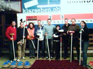 http://blog.dgbrt.ch/img/2006/curling.jpg