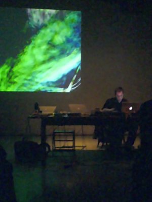 http://blog.dgbrt.ch/img/2006/kurokawa.jpg